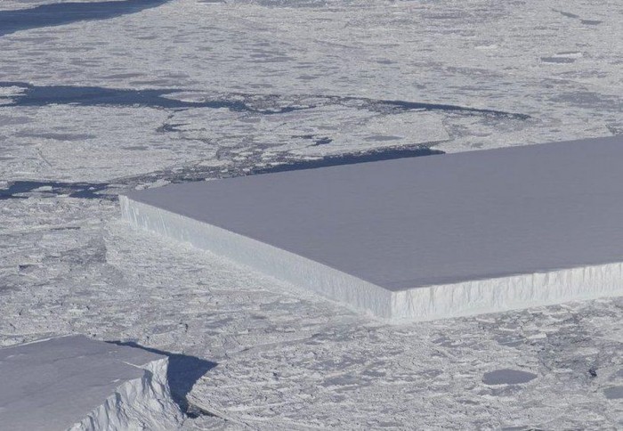 nasatabulariceberg.jpg