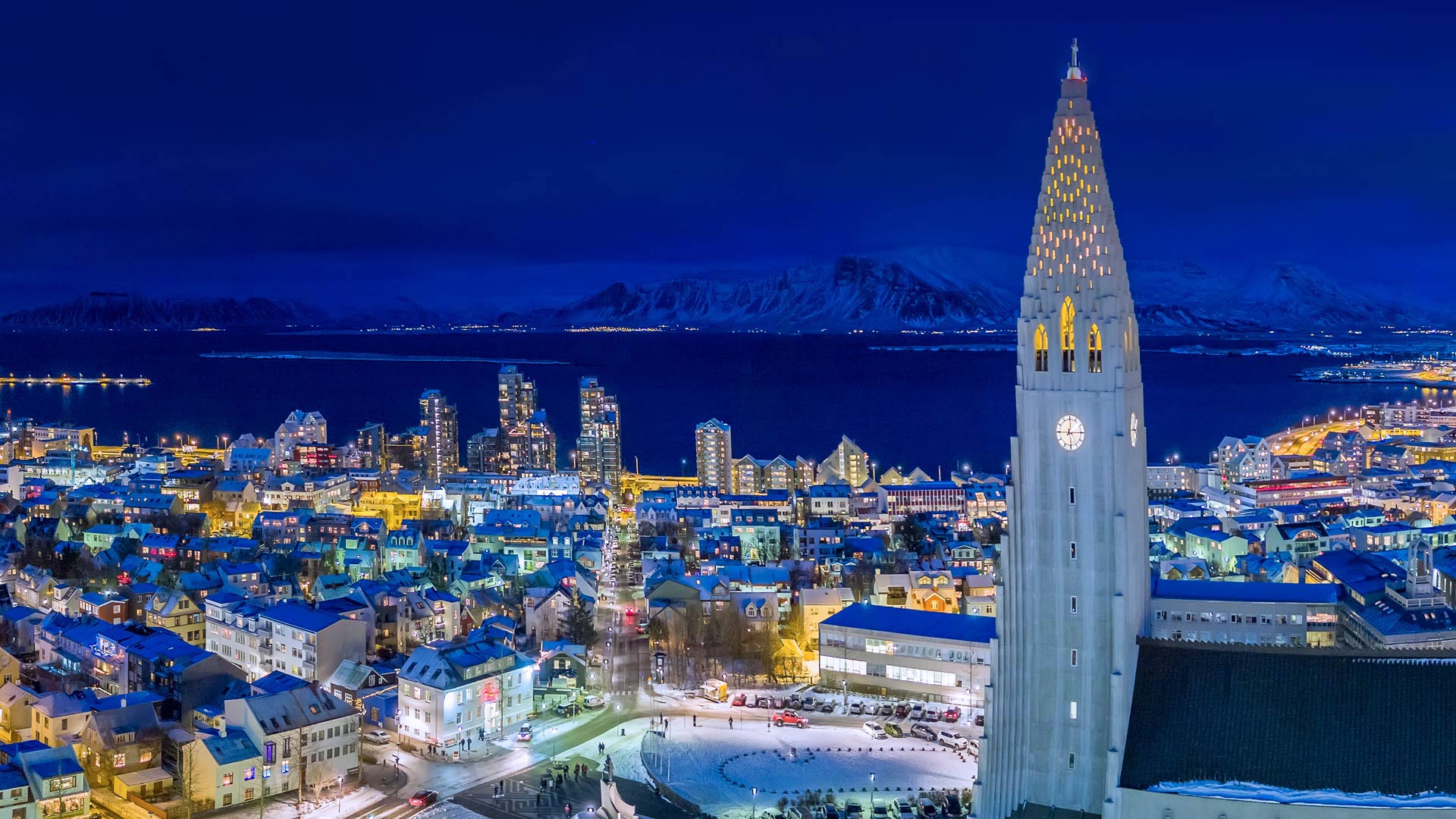 ReykjavikYuleLads_ZH-CN12225355290_1920x1080.jpg