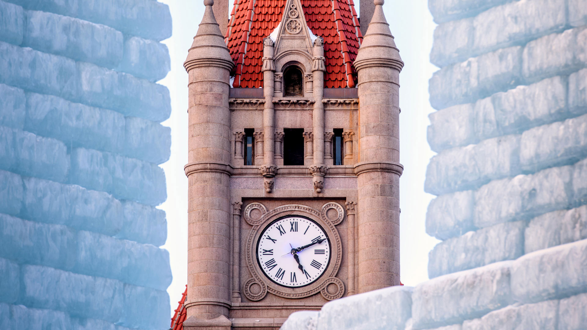 IcePalaceStPaul_ZH-CN7212304504_1920x1080.jpg