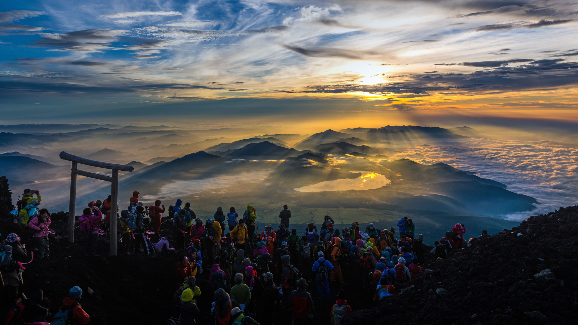 FujiSunrise_EN-CN0898865256_1920x1080.jpg