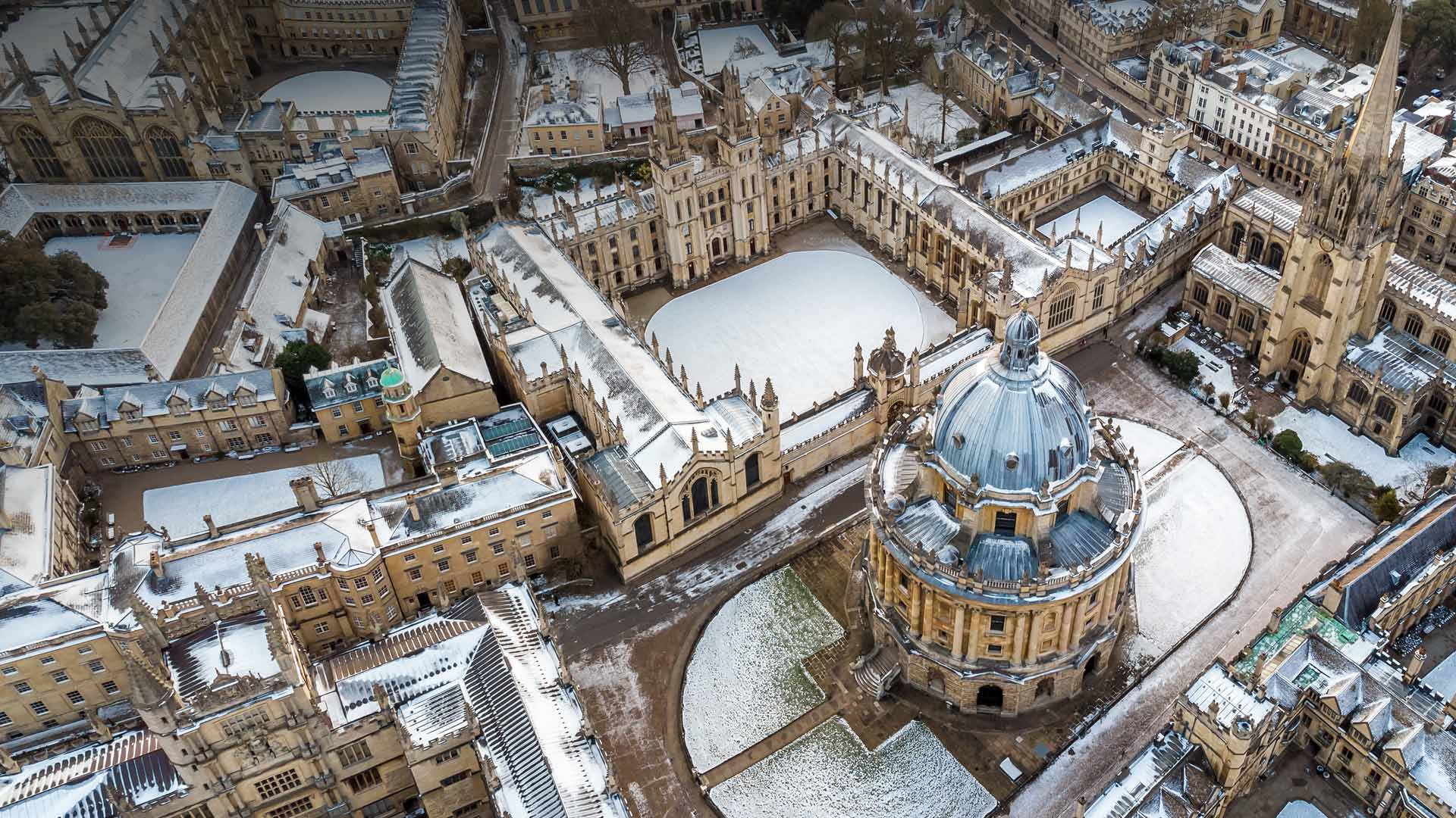 OxfordSnow_EN-CN4494962489_1920x1080.jpg