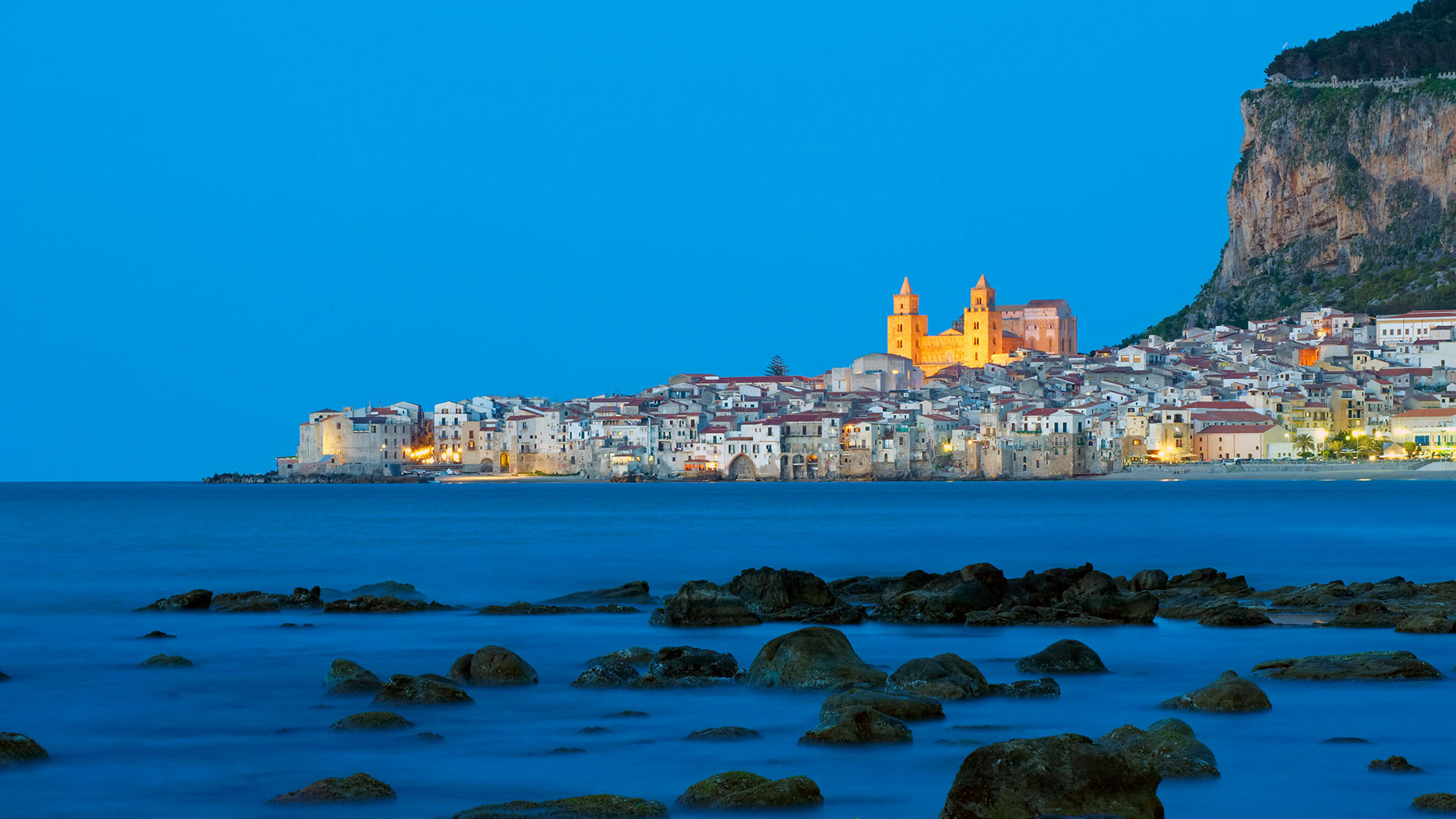Cefalu_ZH-CN9108906653_1920x1080.jpg
