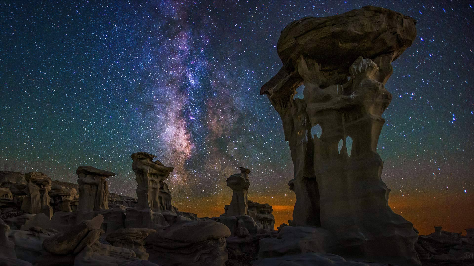 BistiBadlands_ZH-CN5428677883_1920x1080.jpg