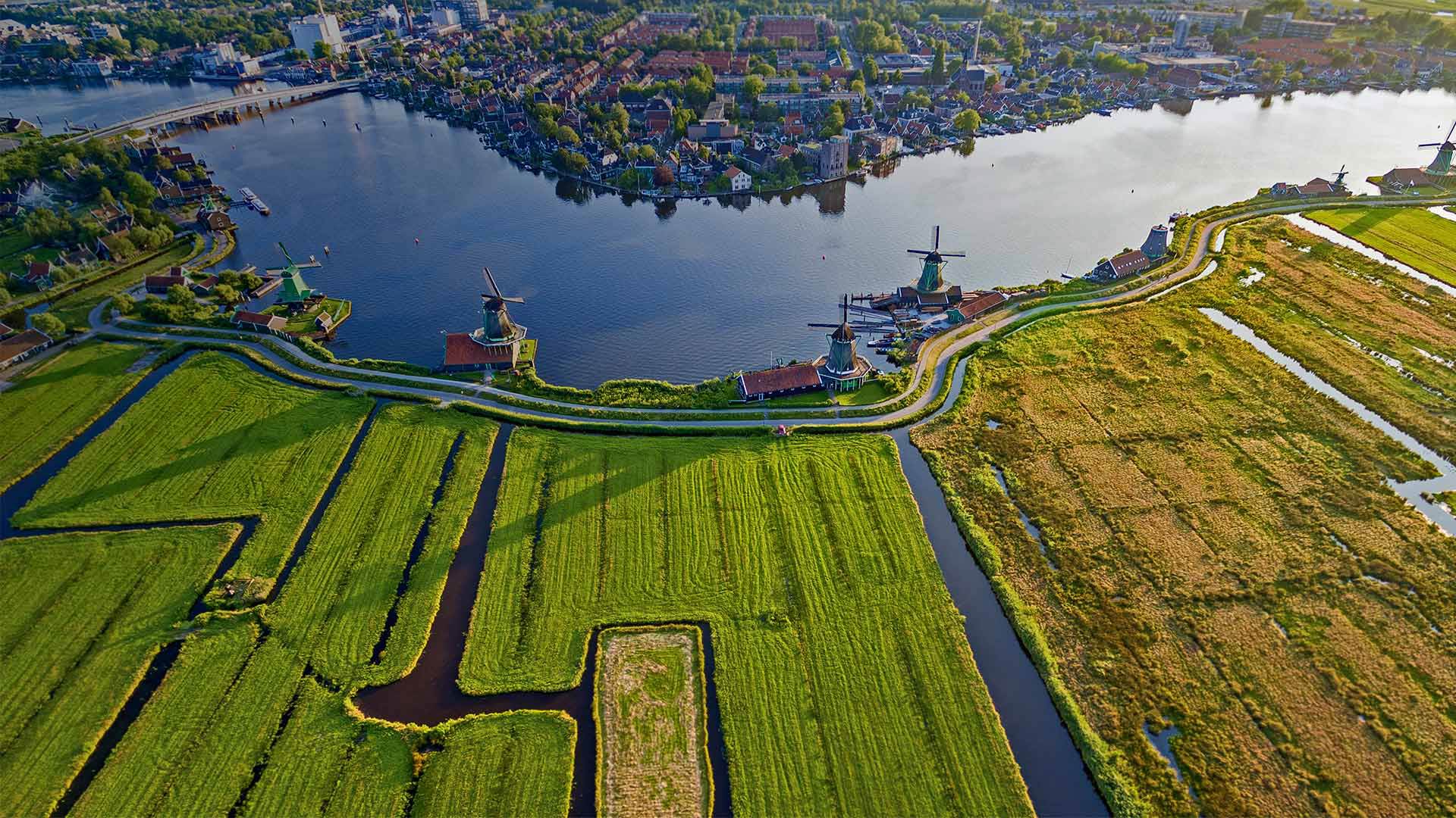 ZaanseSchans_ZH-CN5665496862_1920x1080.jpg