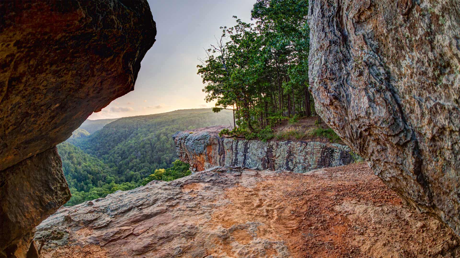 HawksbillCrag_ZH-CN4429681235_1920x1080.jpg