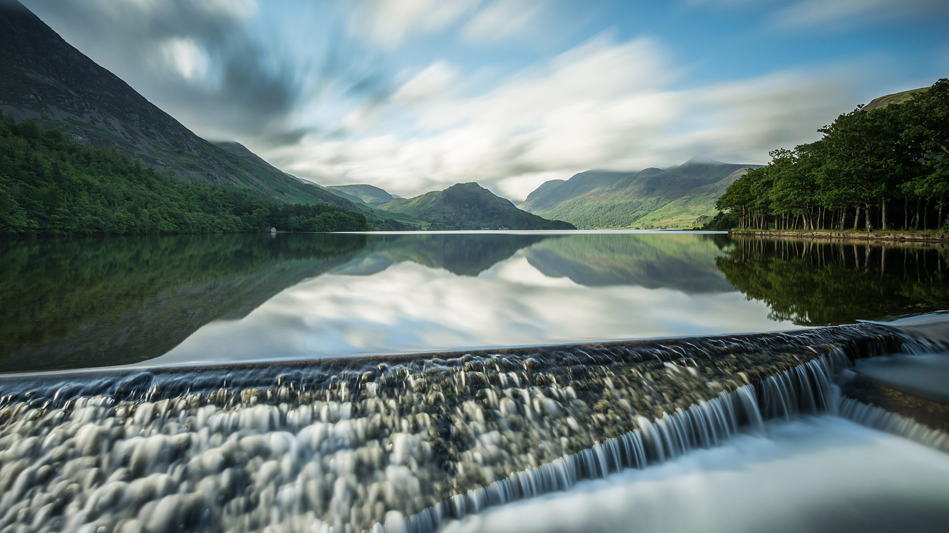CrummockWater_ZH-CN9317792500_1920x1080.jpg