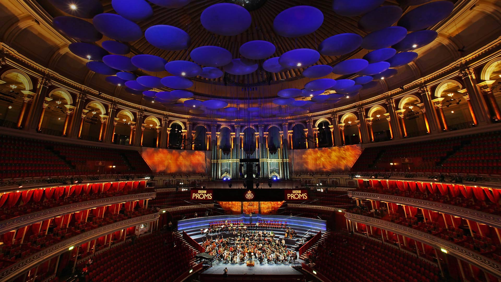 InteriorRoyalAlbertHall_EN-CN0916063965_1920x1080.jpg