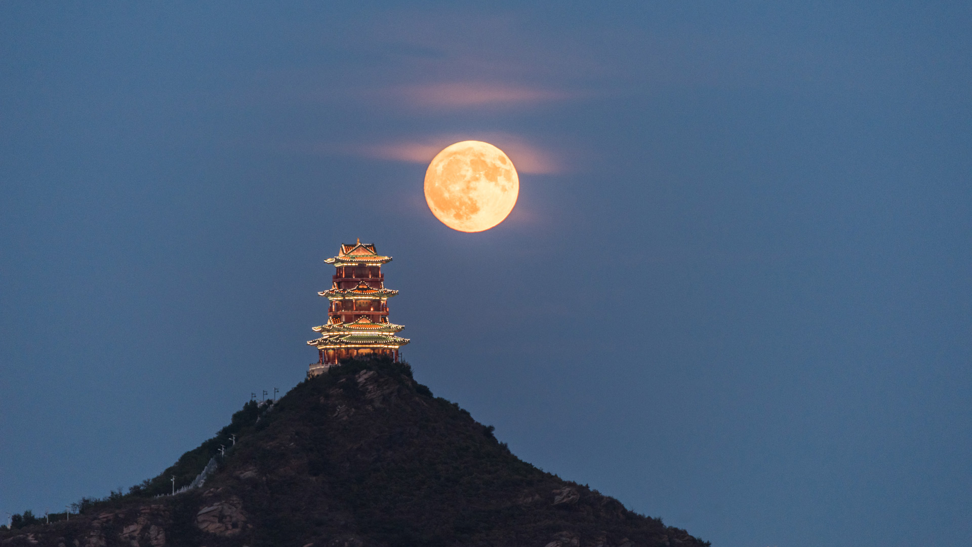 midmoon_ZH-CN4973736313_1920x1080.jpg