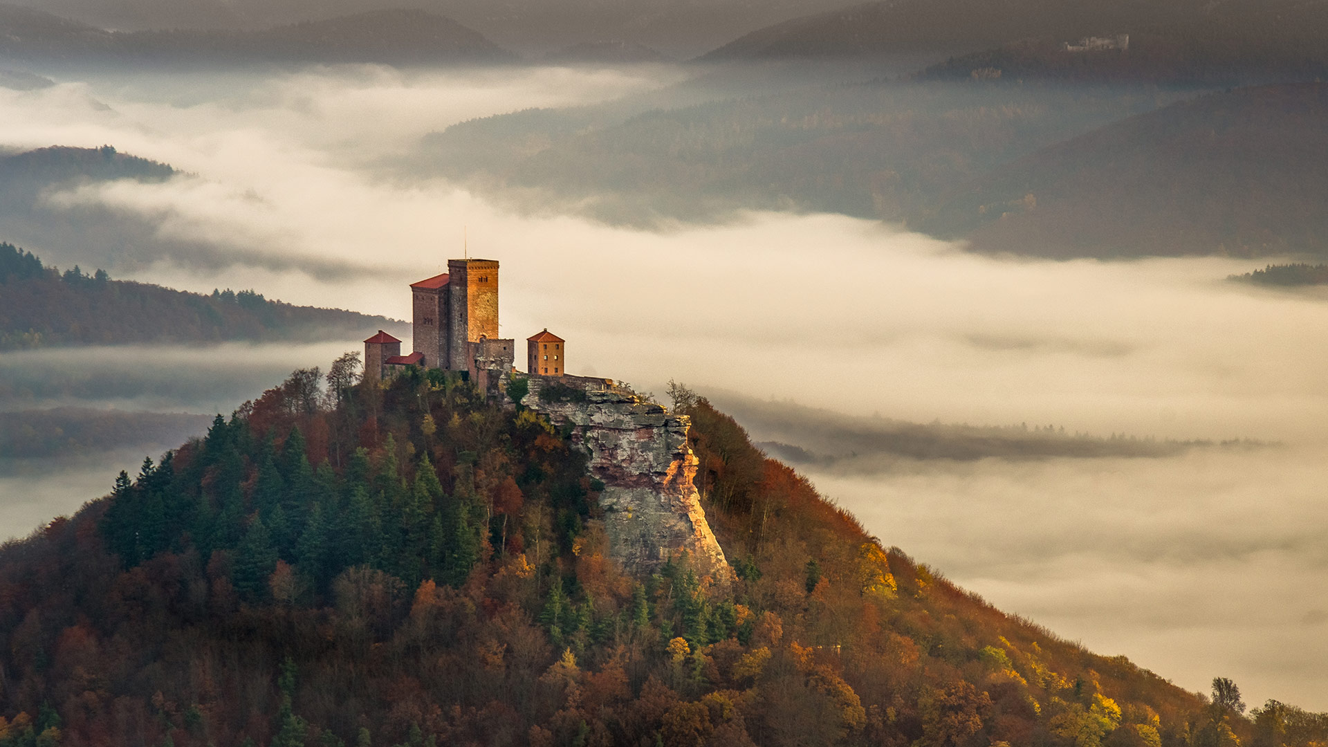 BurgTrifels_ZH-CN1204167722_1920x1080.jpg