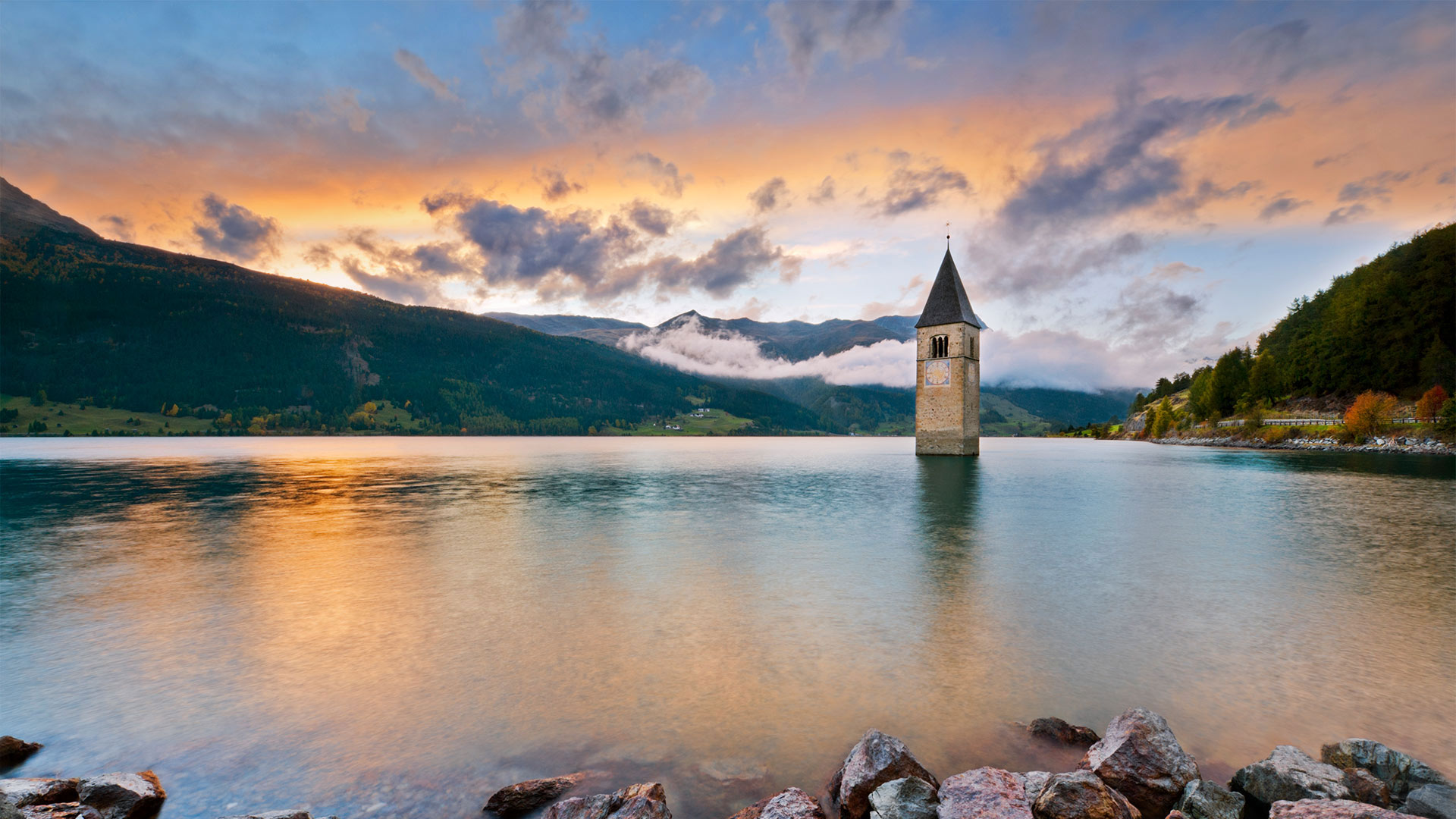 BellTowerItaly_ZH-CN1011281003_1920x1080.jpg