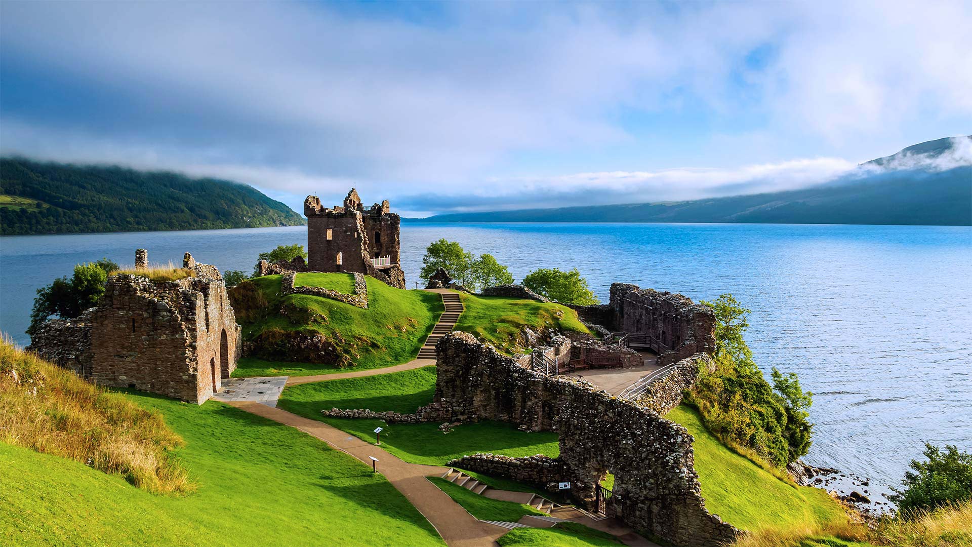 UrquhartCastle_ZH-CN9360986614_1920x1080.jpg