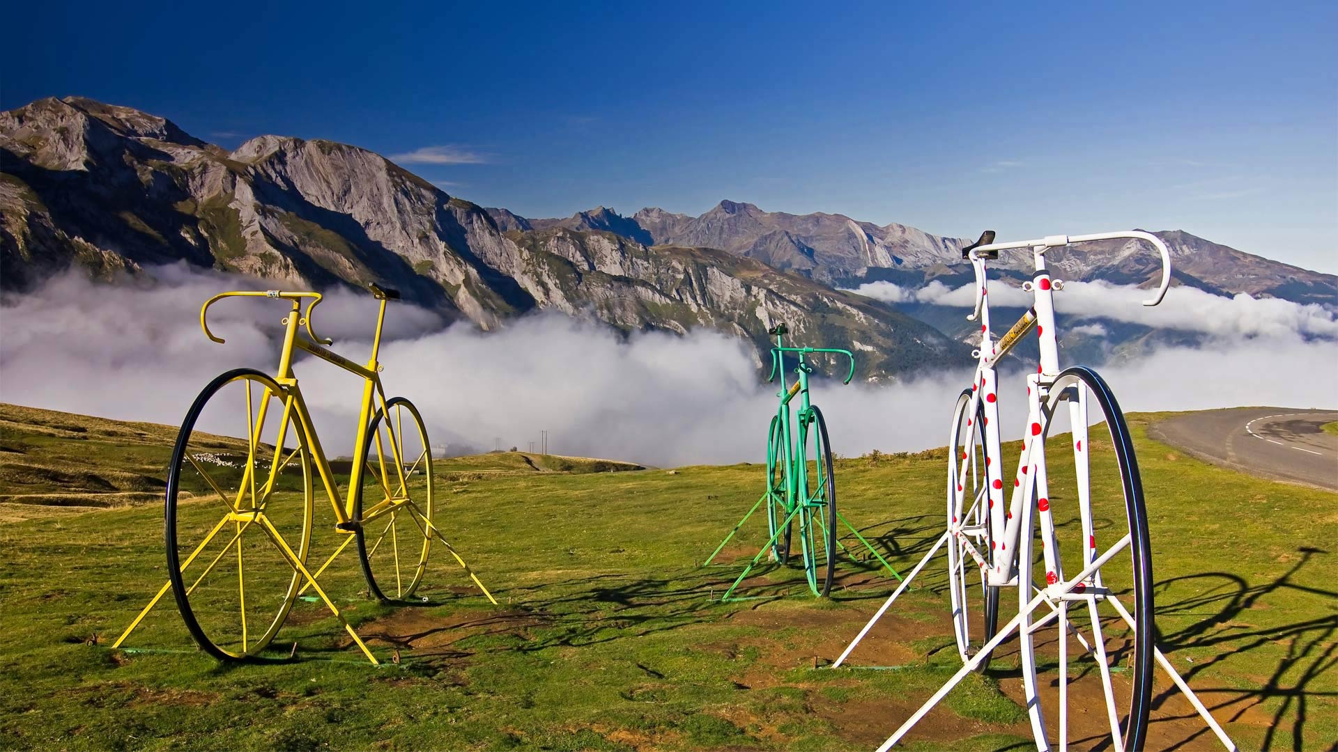 BicycleSculptures_EN-CN3808934385_1920x1080.jpg