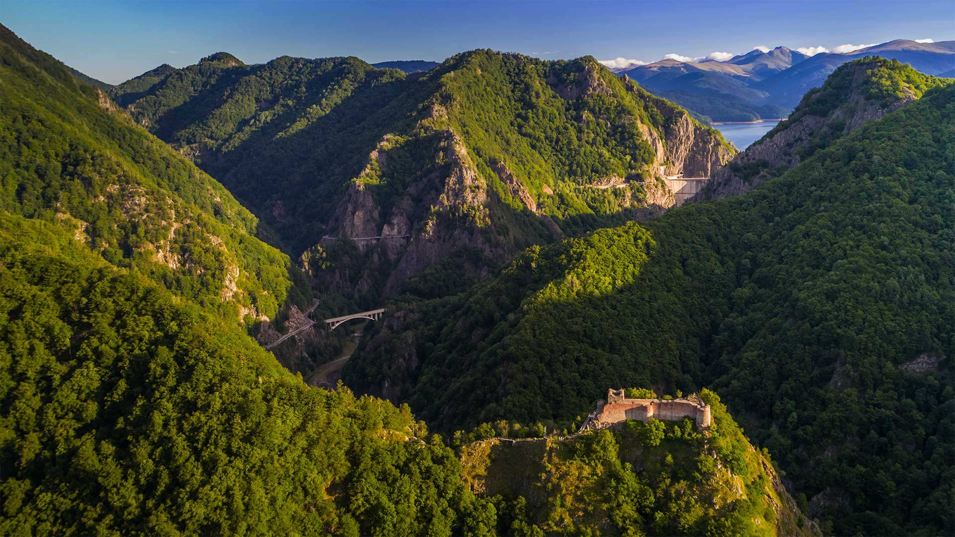 MountCetatea_ZH-CN1440163984_1920x1080.jpg