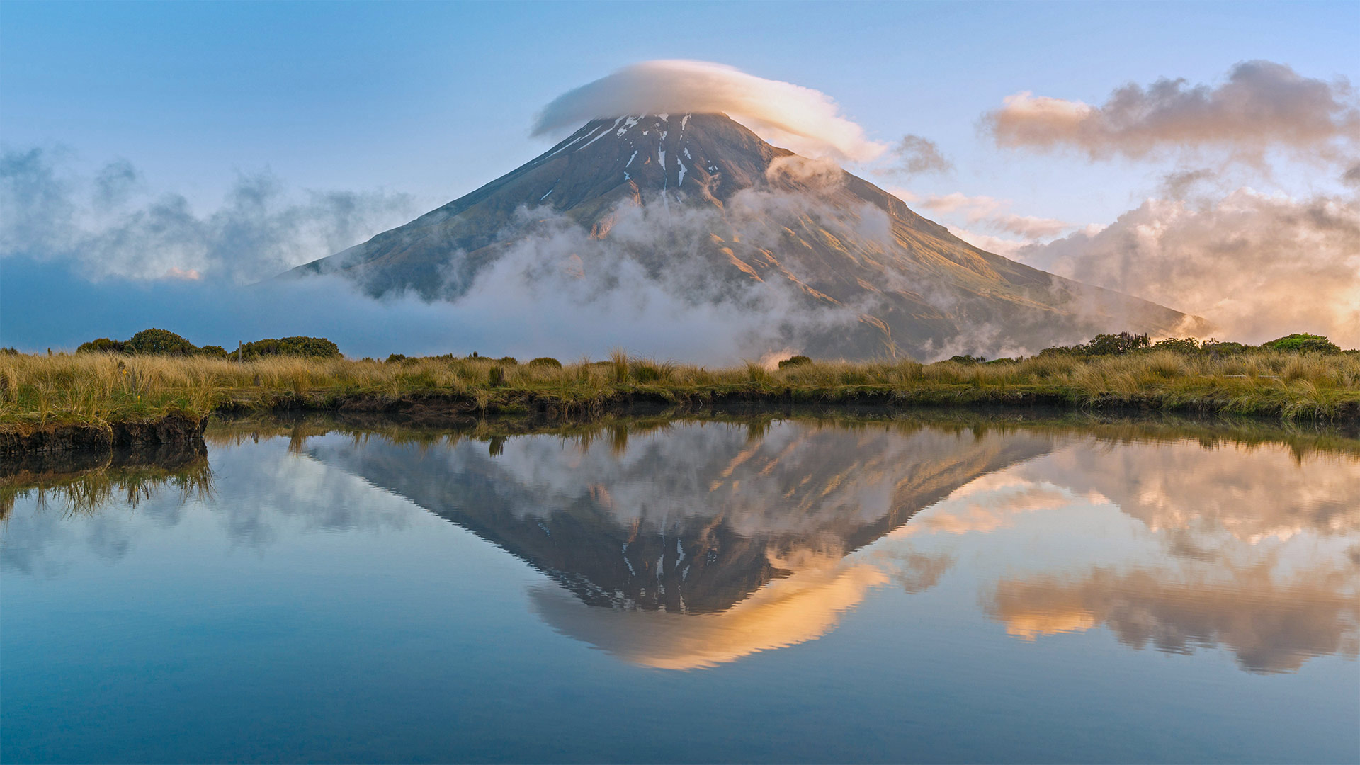 MountTaranaki_ZH-CN1962085466_1920x1080.jpg