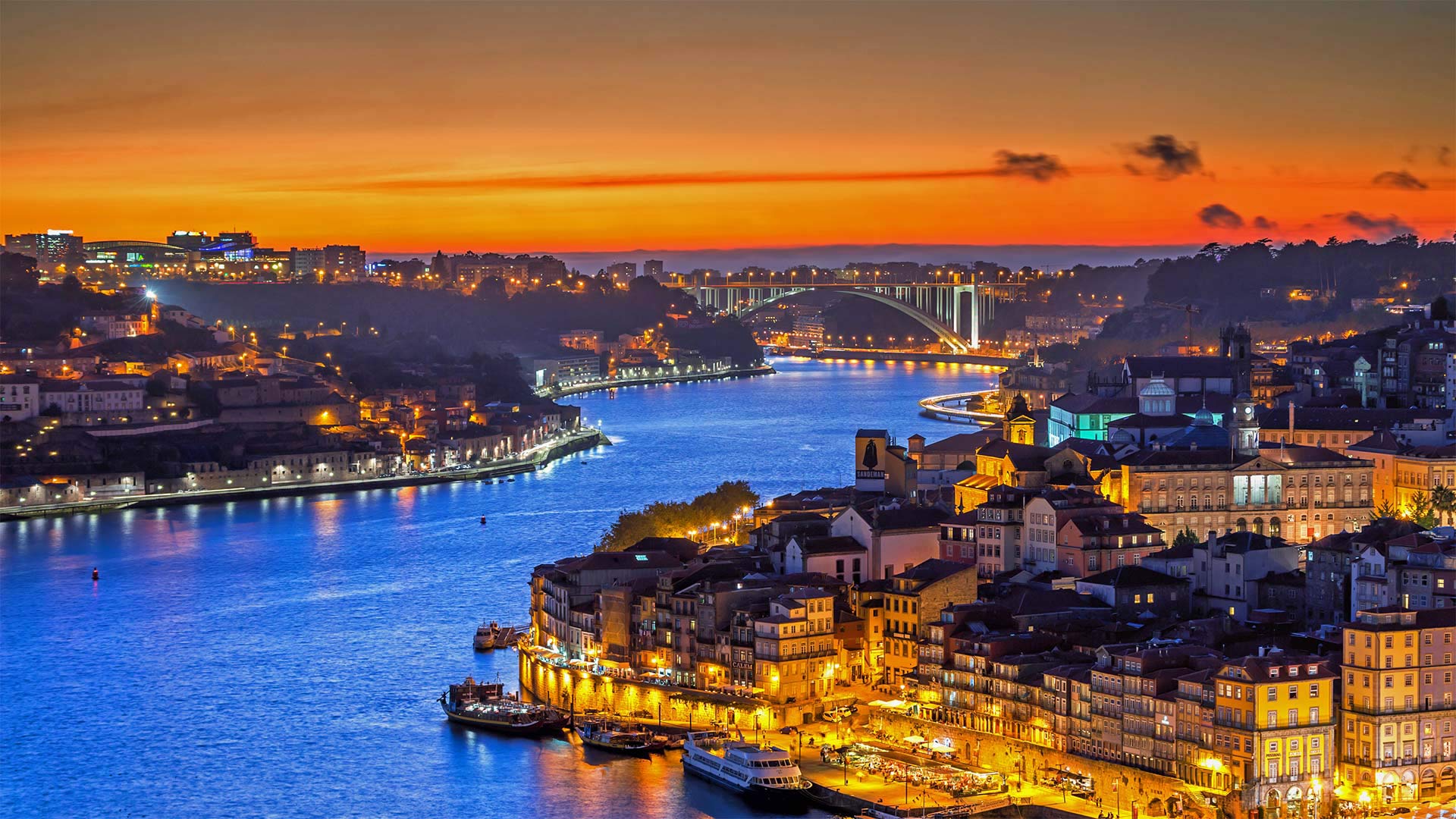Porto_ZH-CN9117852684_1920x1080.jpg