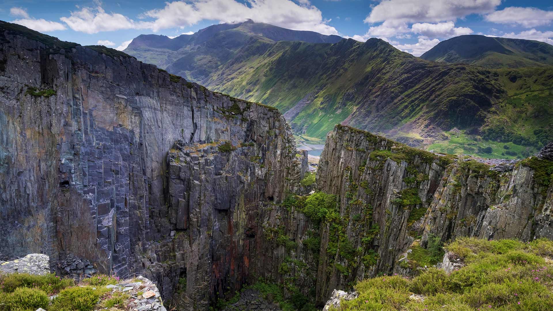 LlanberisSlate_ZH-CN1977606783_1920x1080.jpg