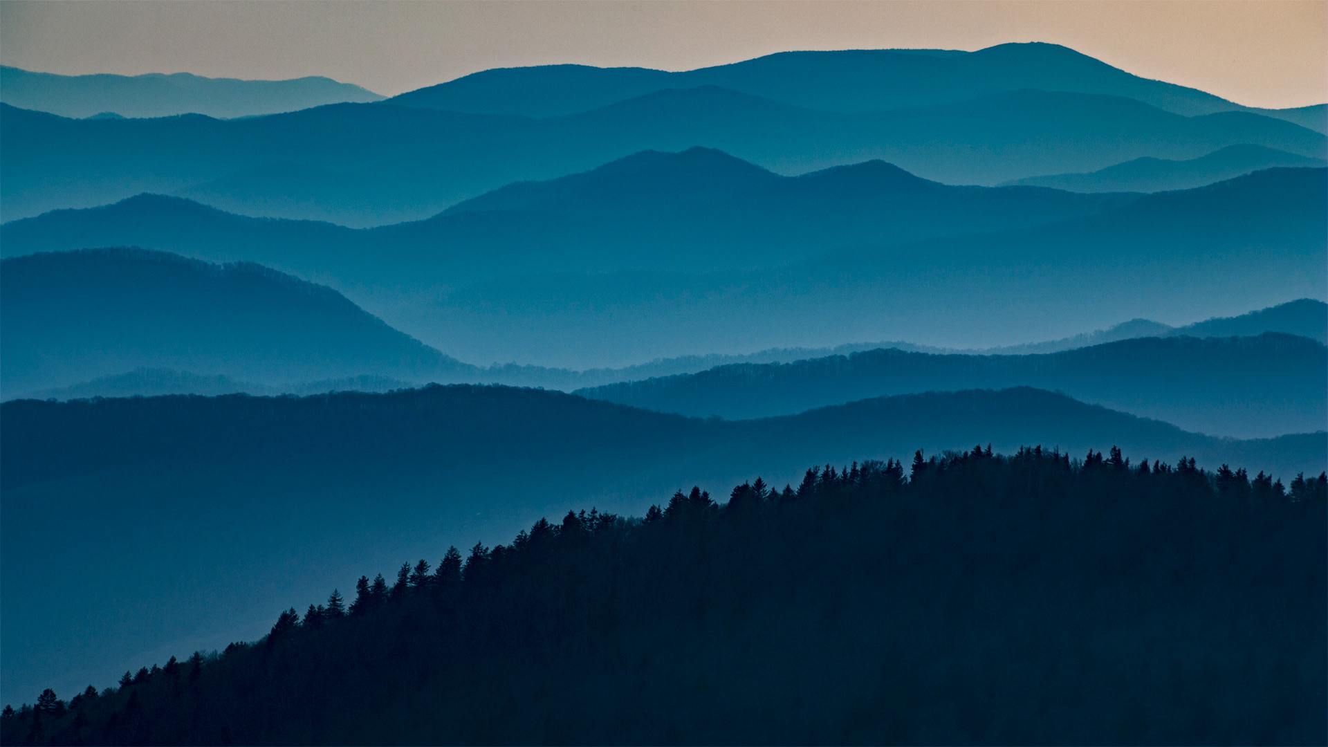 ClingmansDome_ZH-CN0900594339_1920x1080.jpg