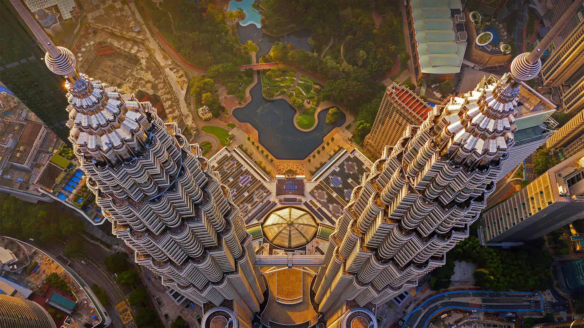 MalaysiaTwinTowers_ZH-CN1989513449_1920x1080.jpg