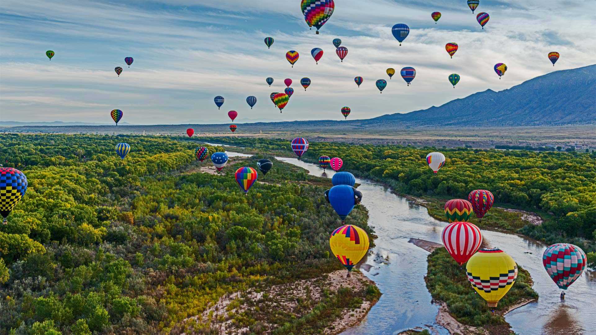 LotsOBalloons_EN-CN5034525697_1920x1080.jpg